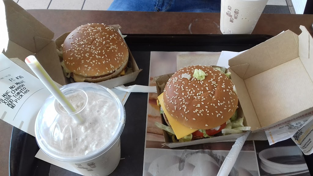 McDonalds | 7690 Hurontario St, Brampton, ON L6Y 5B5, Canada | Phone: (905) 456-2233