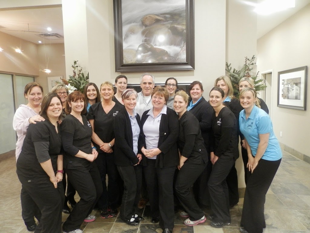 Dentistry on Wellington - A Dawson Dental Family Practice | 165 Wellington St W #1b, Barrie, ON L4N 1L7, Canada | Phone: (705) 728-4163