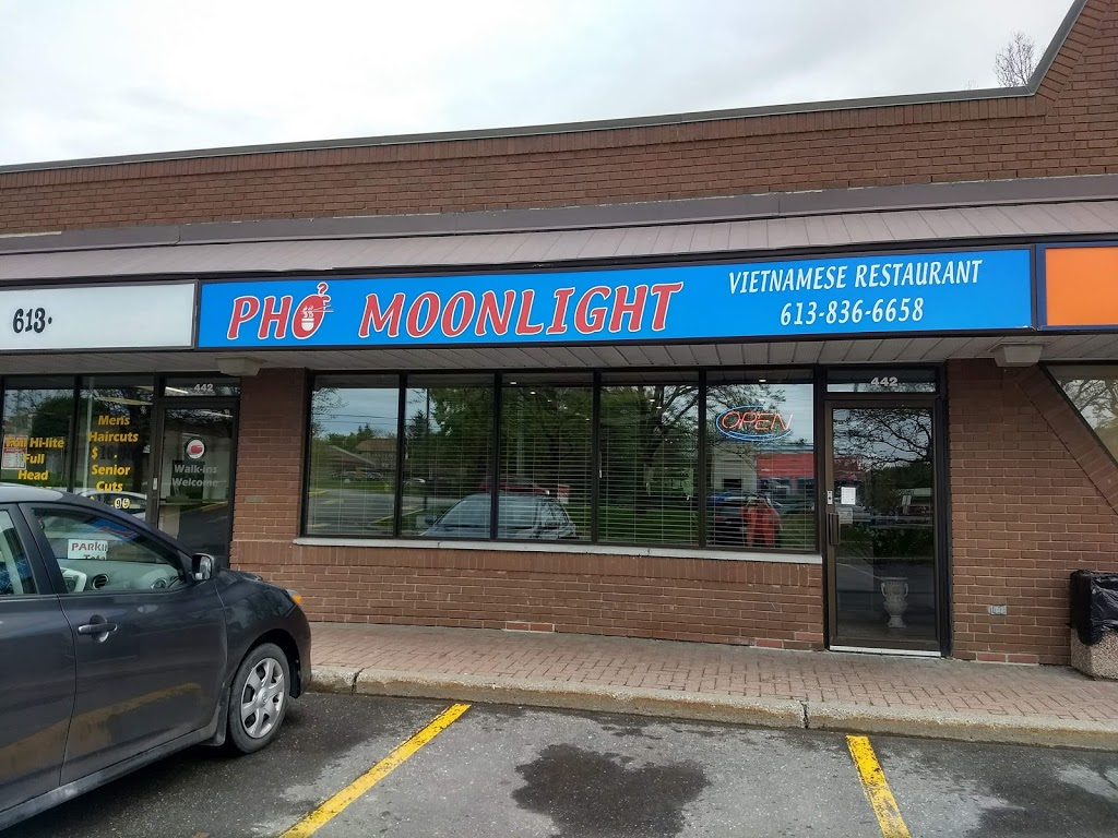 Phở Moonlight | 442 Hazeldean Rd, Kanata, ON K2L 1V2, Canada | Phone: (613) 836-6658
