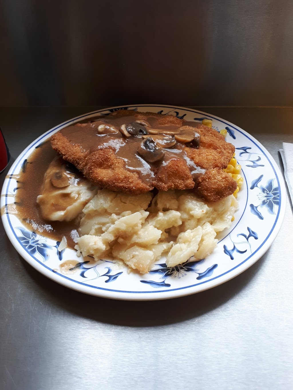 Blue Danube Restaurant | 7800 30 St SE, Calgary, AB T2C 2G7, Canada | Phone: (403) 236-4224
