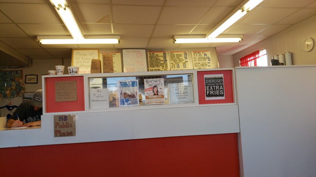 Nippers Take Out | 713 Simpson St, Thunder Bay, ON P7C 3K2, Canada | Phone: (807) 622-1312