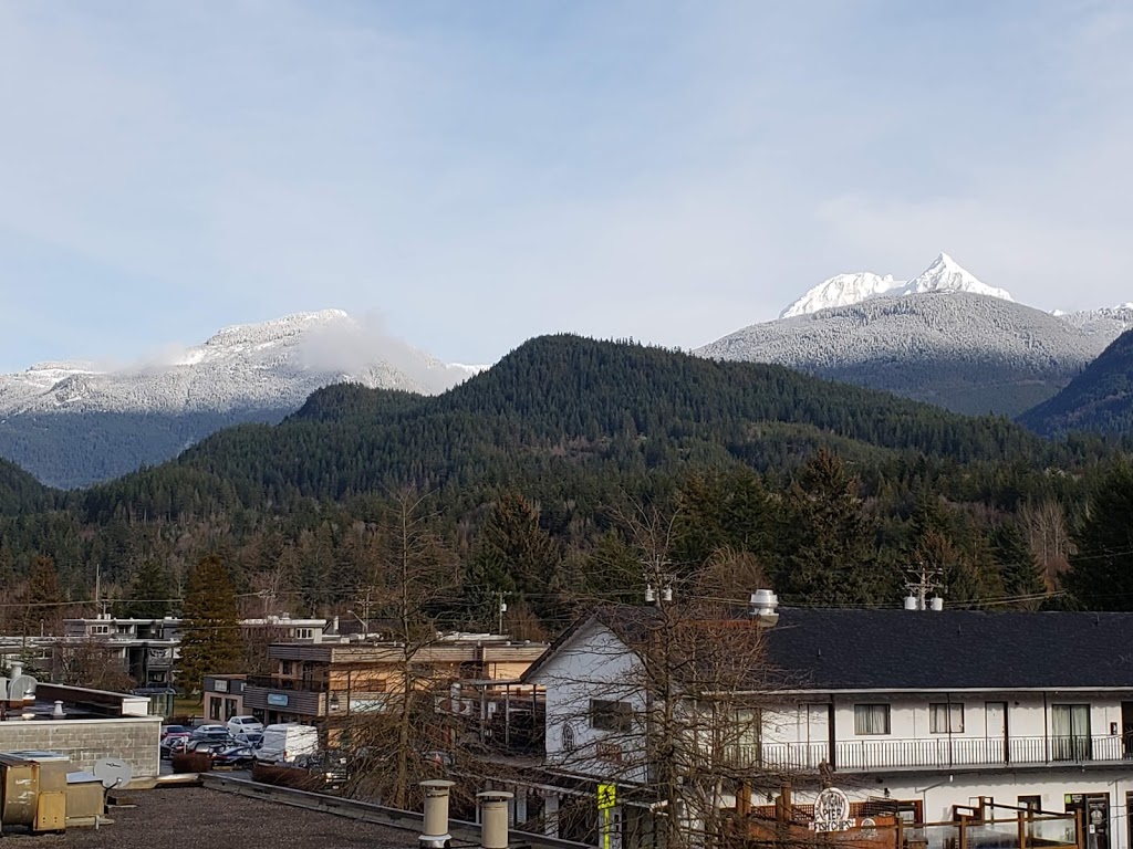 Sea to Sky Hotel | 40330 Tantalus Rd, Garibaldi Highlands, BC V0N 1T0, Canada | Phone: (604) 898-4874