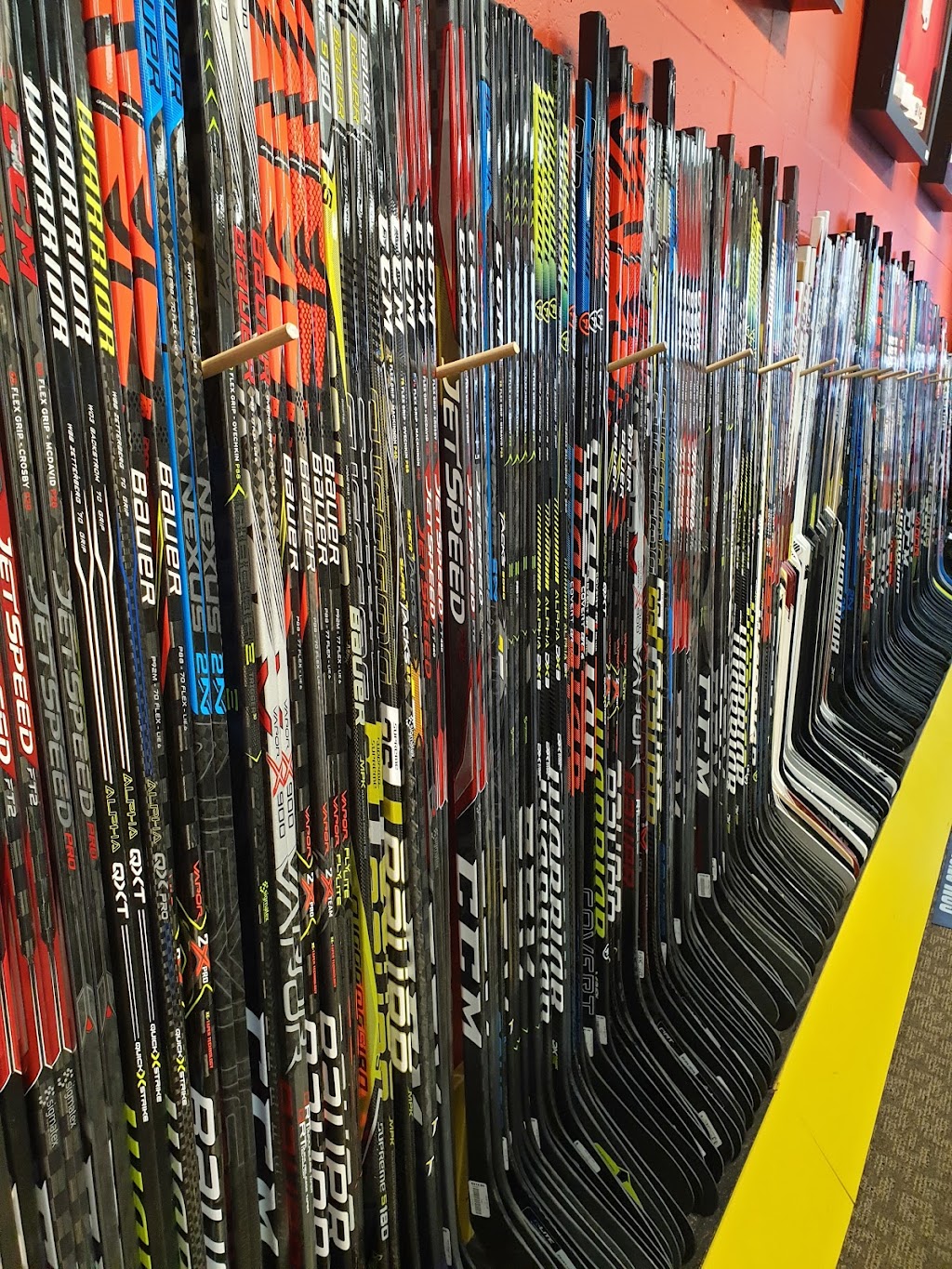 Ultimate Hockey & Skate, Grand Forks BC | store | 7465 3 St, Grand Forks, BC V0H 1H0, Canada | 2504421511 OR +1 250-442-1511
