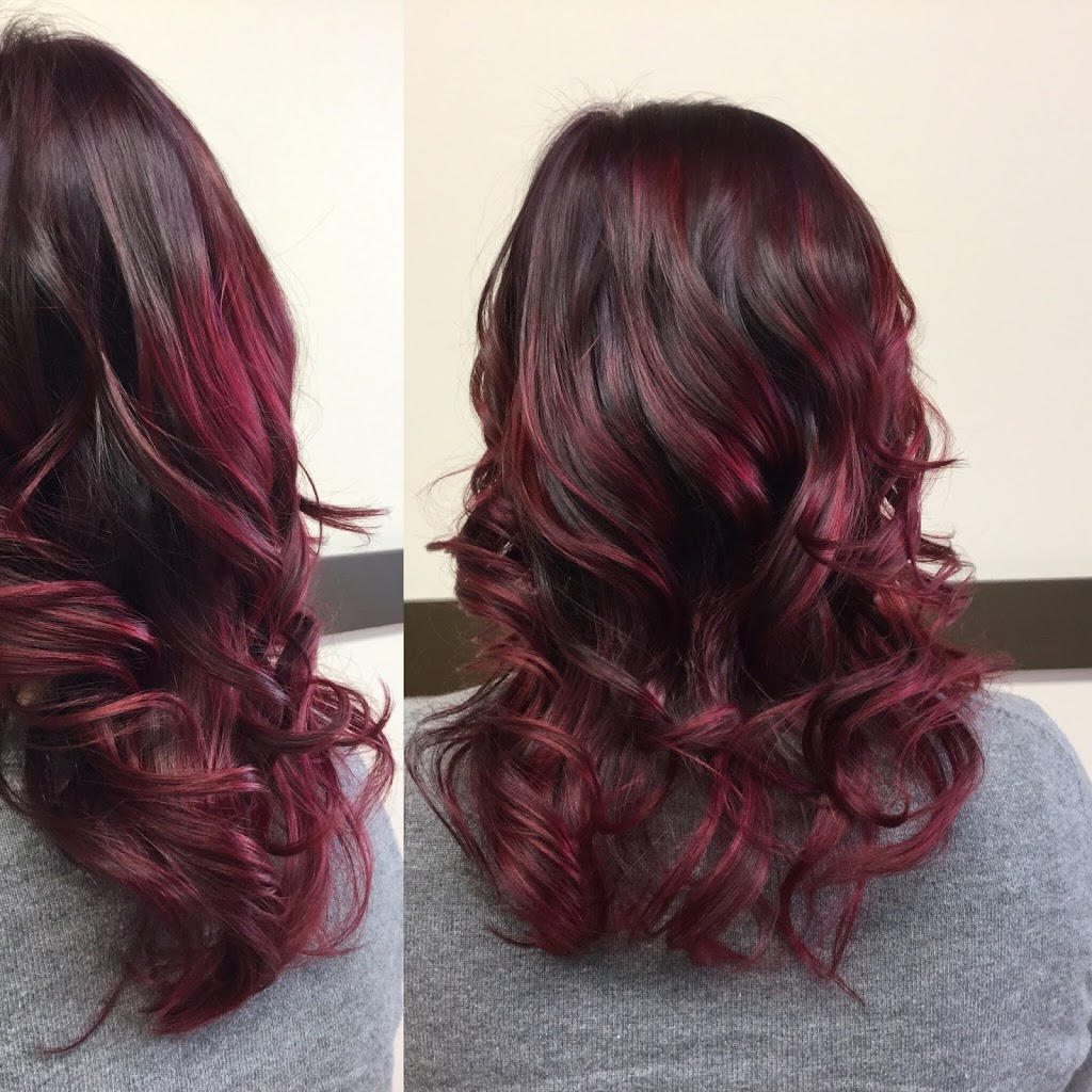 The Hallway Hair Studio | 10330 152 St #65, Surrey, BC V3R 4G8, Canada | Phone: (778) 809-3377