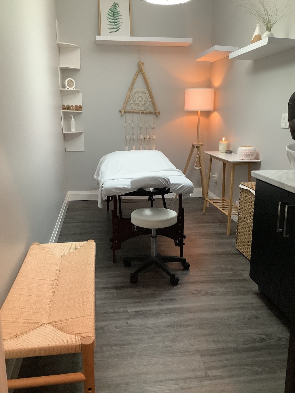 Carlee Kather, RMT / Willow & Pine Wellness Studio | 2022 Main St N, Jarvis, ON N0A 1J0, Canada | Phone: (647) 880-1232