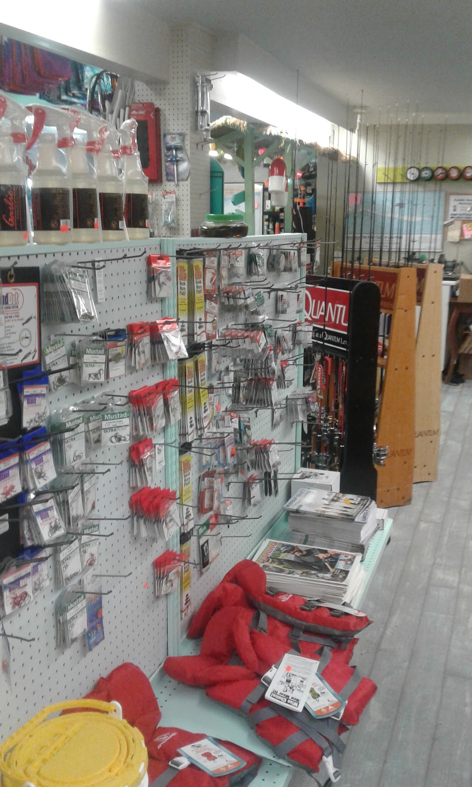 Rotten Ronnies Bait and Tackle | 136 Erie Blvd, Port Rowan, ON N0E 1M0, Canada | Phone: (519) 586-7990