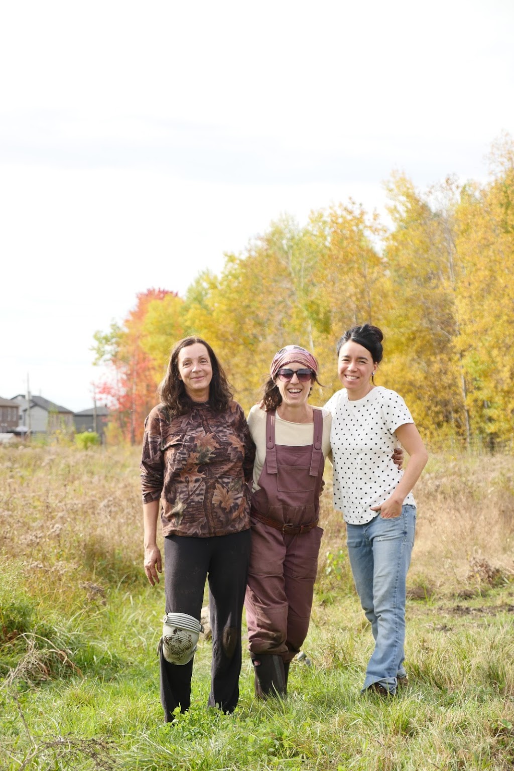 Le Champ de la Voisine | 525 Rue des Pivoines, Cowansville, QC J2K 0C4, Canada | Phone: (450) 525-2358