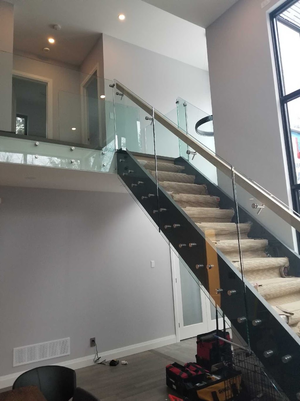 Accurate Glass Products | 21 Patterson Rd, Barrie, ON L4N 7W6, Canada | Phone: (705) 722-6767