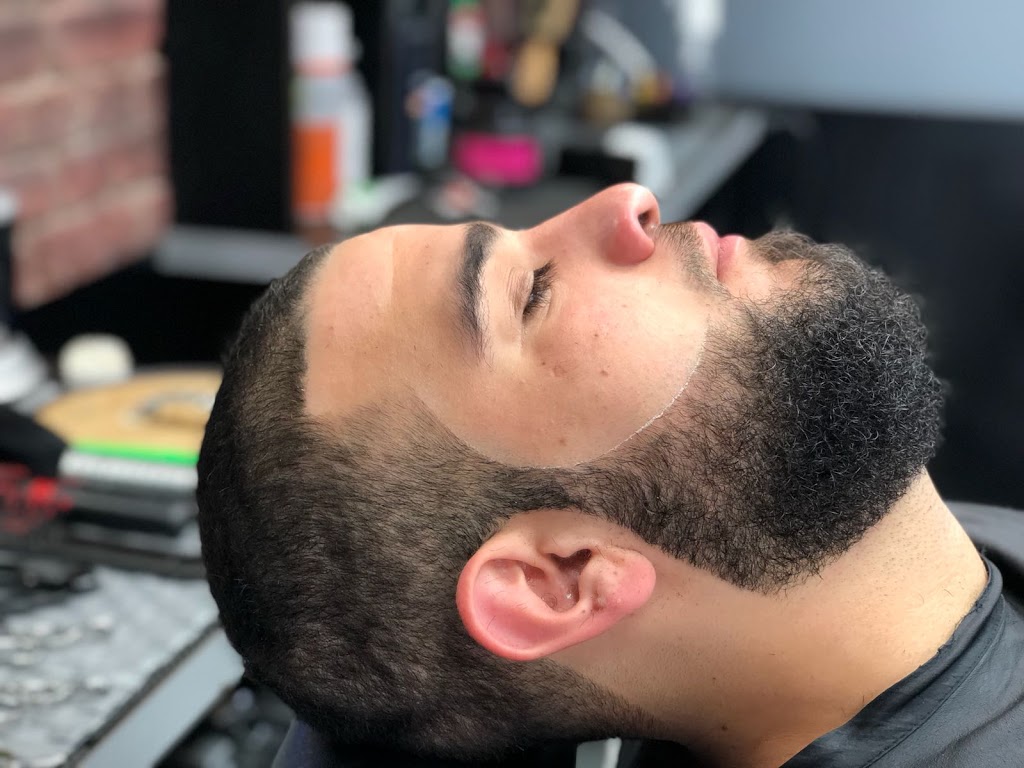 Newcastle Barbershop | 16979 127 St NW, Edmonton, AB T6V 0T1, Canada | Phone: (587) 523-5555
