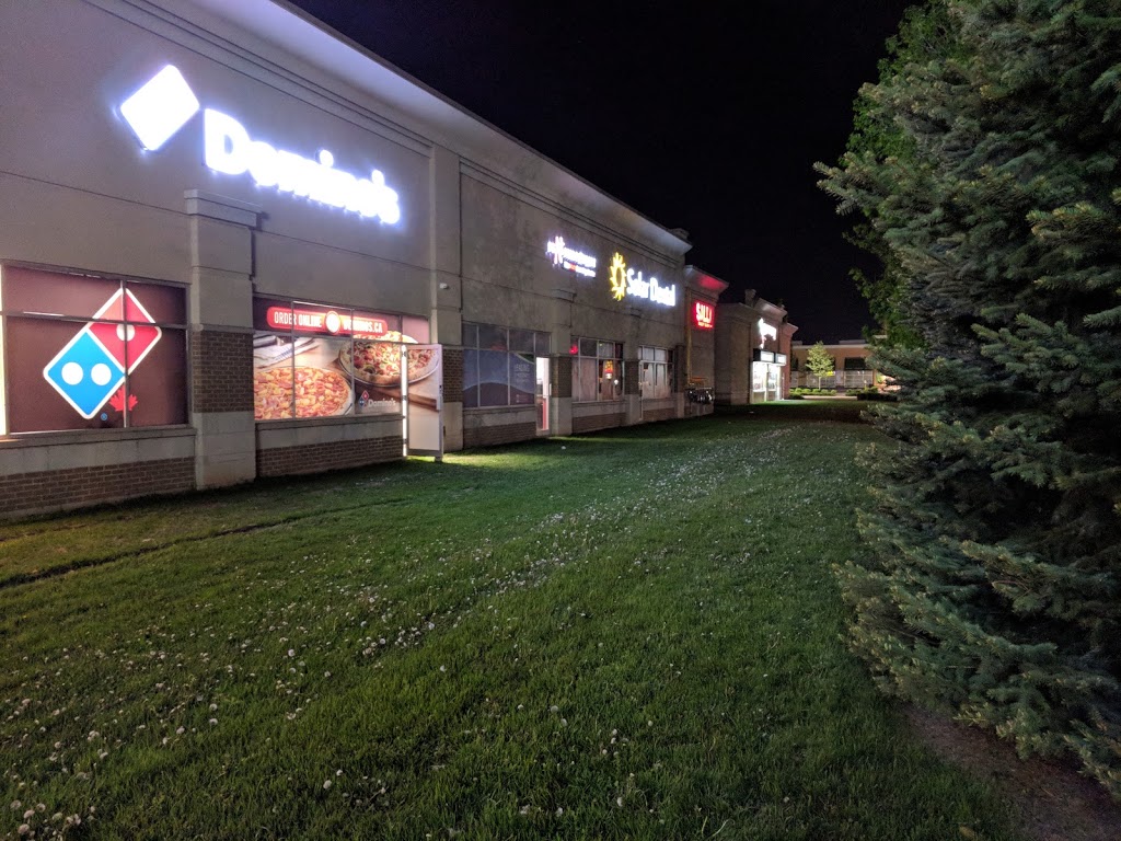 Dominos | 655 Fairway Road South Building B Unit B4B, Kitchener, ON N2C 1X4, Canada | Phone: (519) 804-1212