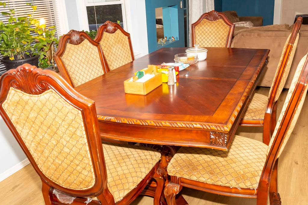 Anitas B&B In Sidoni Home - Room Rent In Abbotsford BC | 2959 Sidoni Pl, Abbotsford, BC V2T 5K1, Canada | Phone: (604) 700-8982