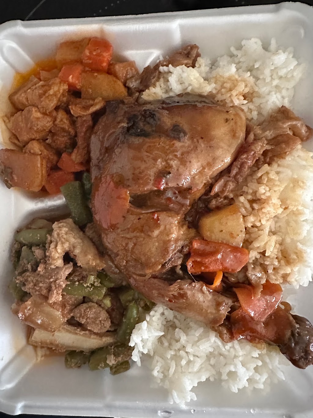 JALENAHS EATERY | 110 Cowan Ave Kerr St. &, Florence Dr, Oakville, ON L6K 1W2, Canada | Phone: (416) 831-5804