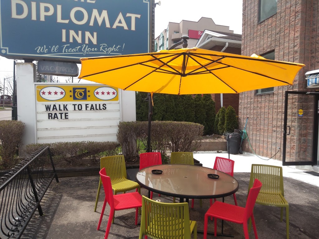 The Diplomat Inn | 5983 Stanley Ave, Niagara Falls, ON L2G 3Y8, Canada | Phone: (905) 357-9564