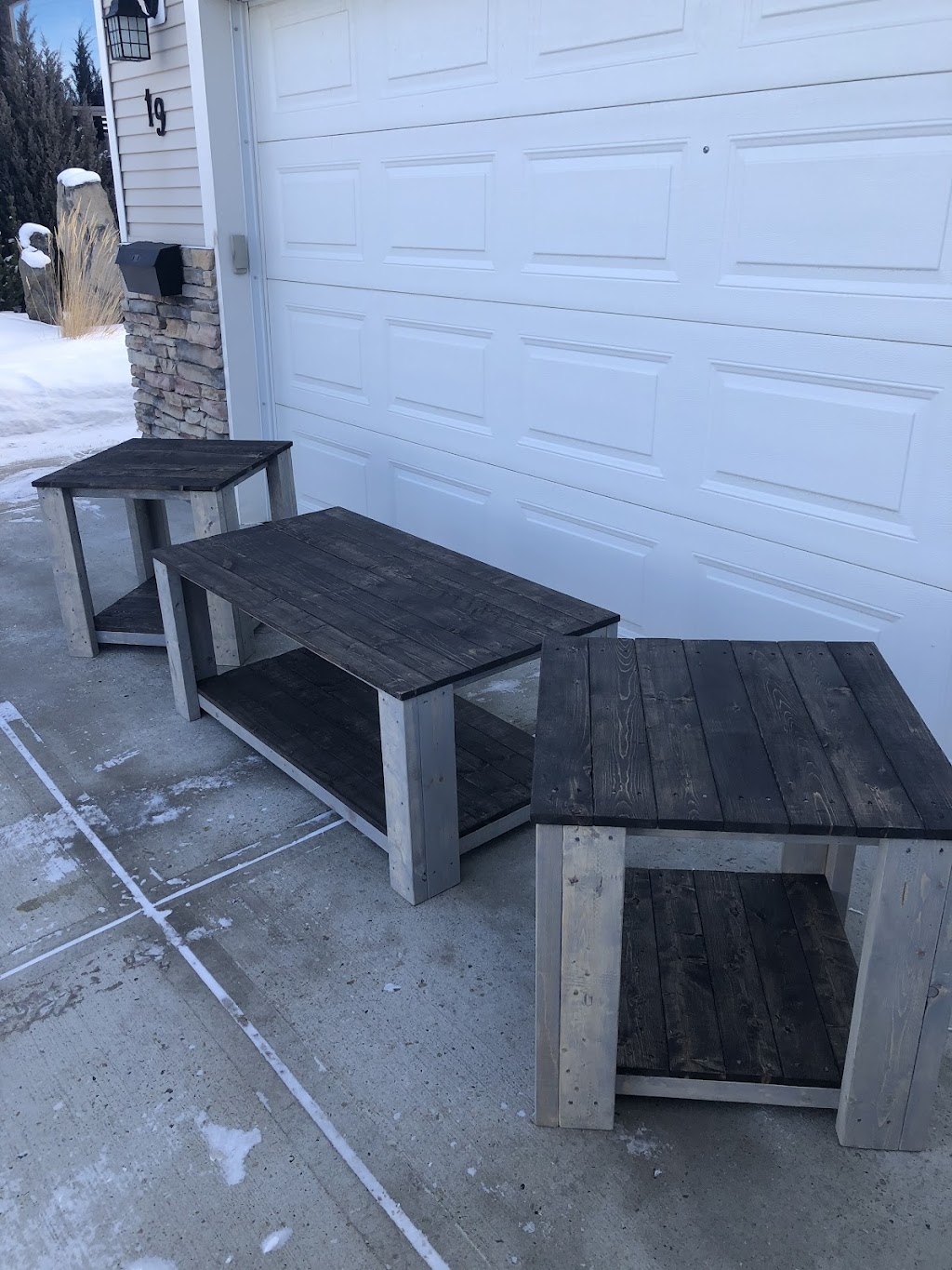 Rustic Wood Work by Dan | 19 Vath Pl, Red Deer, AB T4R 0G2, Canada | Phone: (403) 968-4000