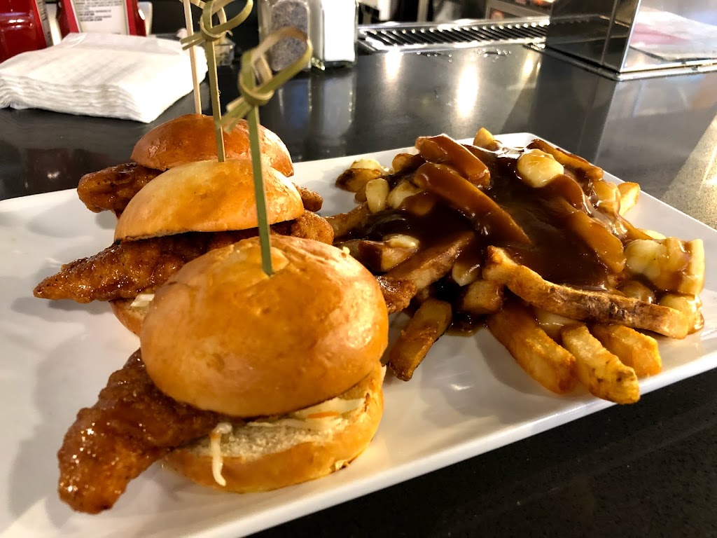 Urban Crave | Roméo-Vachon Blvd N, Dorval, QC H4Y 1H1, Canada | Phone: (514) 633-6773