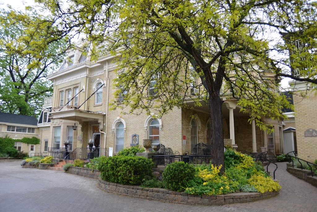Queens Village Retirement Home | 518 Queens Ave, London, ON N6B 1Y7, Canada | Phone: (519) 433-4066