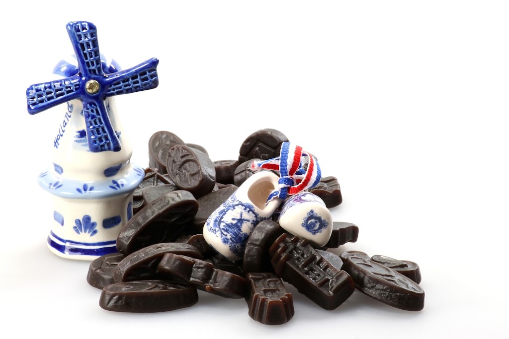 Coombs Wooden Shoe Dutch Import Store Ltd | 2268 Alberni Hwy, Coombs, BC V0R 1M0, Canada | Phone: (250) 954-2336