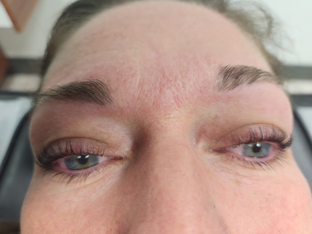 Gorgeous Brows and Lashes | 3900 Innes Rd, Orléans, ON K1W 1K9, Canada | Phone: (613) 824-1017