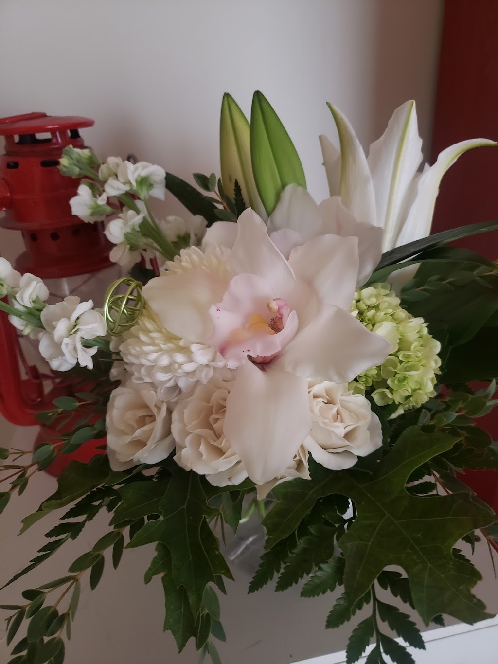 K L Floral Studio | 5014 Ada Blvd NW, Edmonton, AB T5W 4N2, Canada | Phone: (587) 921-8205