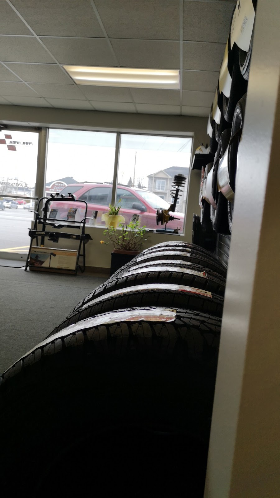 L Poisson Auto inc. | 4875 Boulevard Laurier E, Saint-Hyacinthe, QC J2R 2B4, Canada | Phone: (450) 799-3846