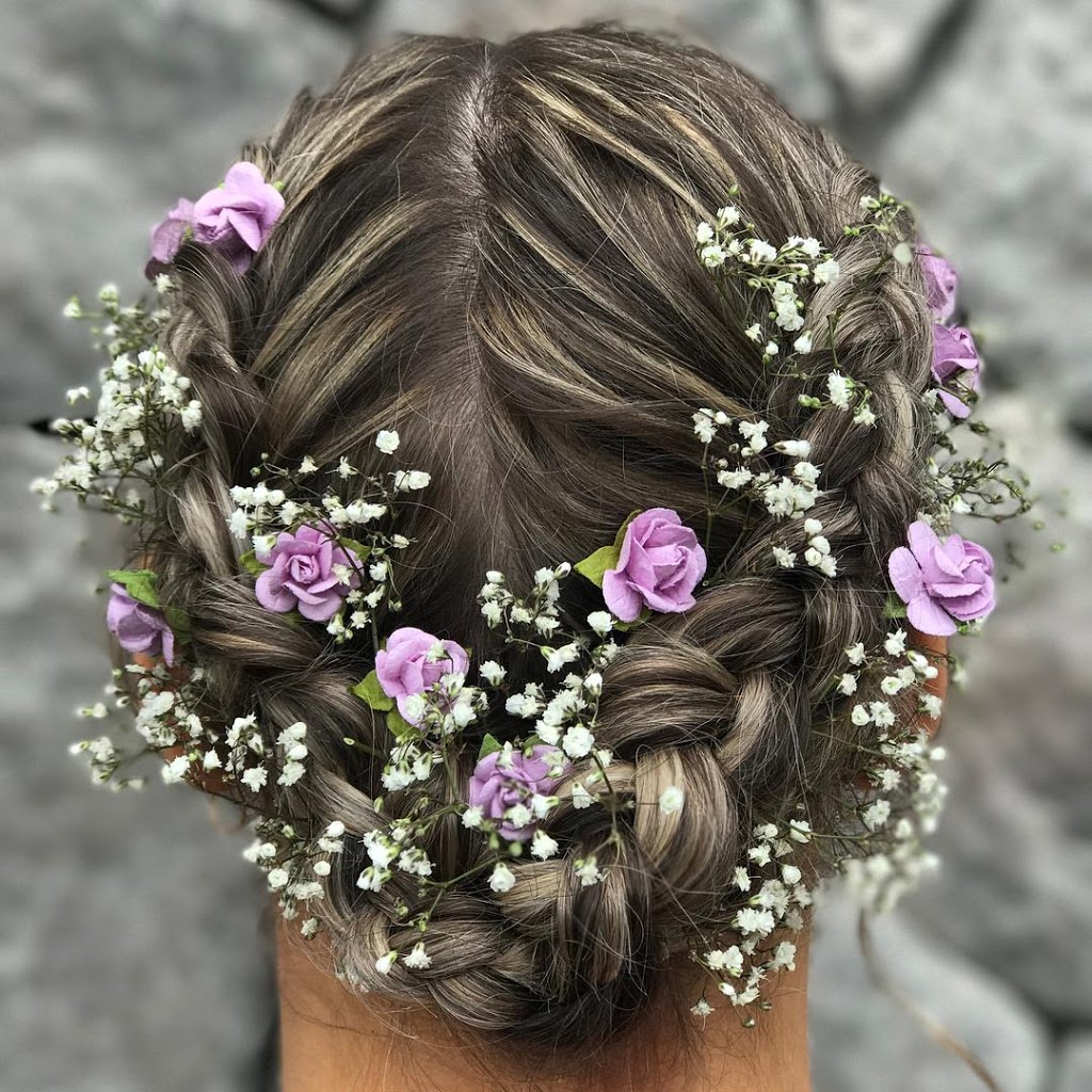 Twist Salon | 1325 Bear Mountain Pkwy, Victoria, BC V9B 6T8, Canada | Phone: (250) 590-3790