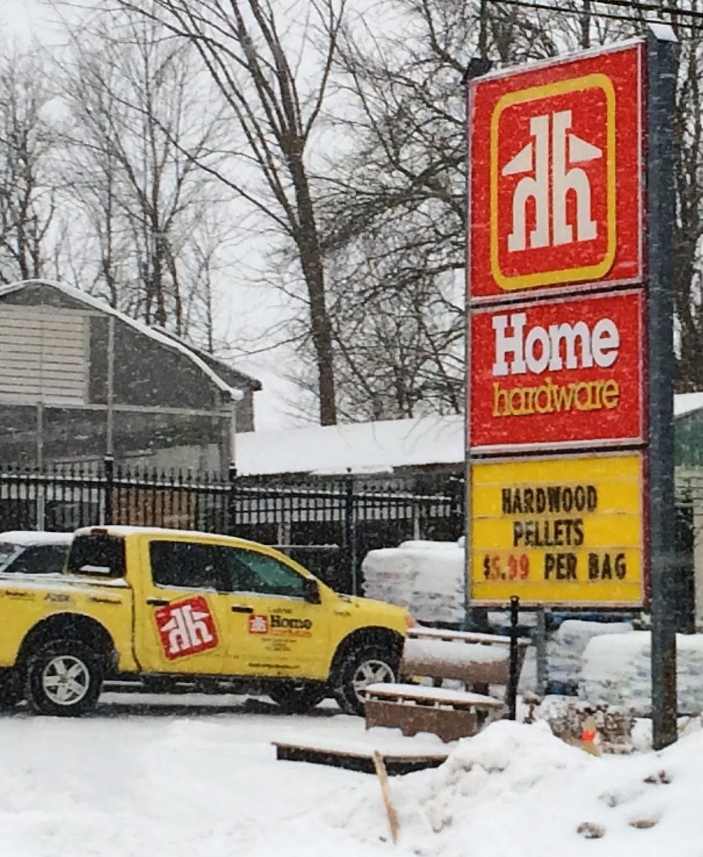 Leitrim Home Hardware | 4836 Bank St, Gloucester, ON K1X 1G6, Canada | Phone: (613) 822-0760