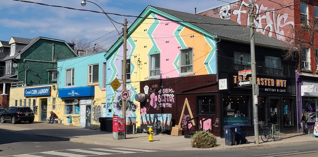 The Roasted Nut | 768 Queen St W, Toronto, ON M6J 1E9, Canada | Phone: (416) 546-1935