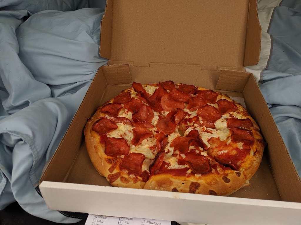 Pizza Station | 415 Bethune Dr N, Gravenhurst, ON P1P 1B8, Canada | Phone: (705) 687-3111