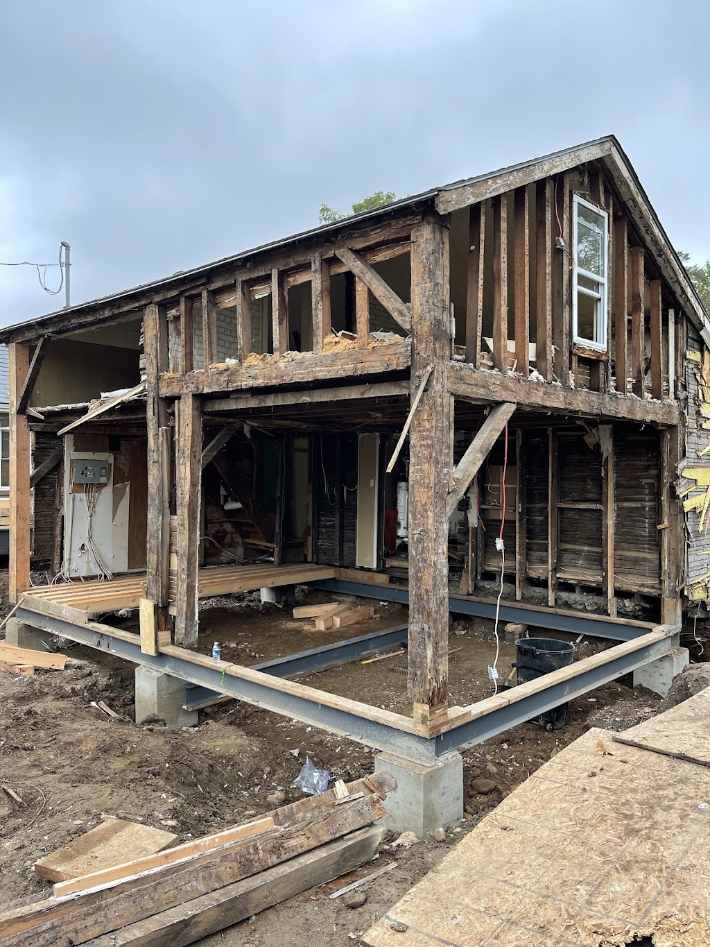 Fire & Mountain Carpentry Inc | 29 Washington St, Paris, ON N3L 2A4, Canada | Phone: (519) 993-5141