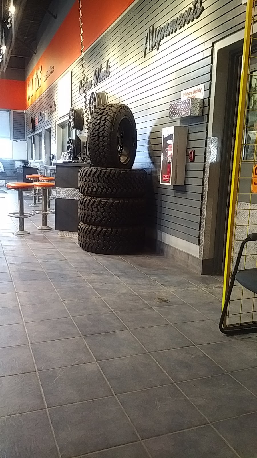 Kal Tire | 26670 114 Ave, Acheson, AB T7X 6H1, Canada | Phone: (780) 960-3930