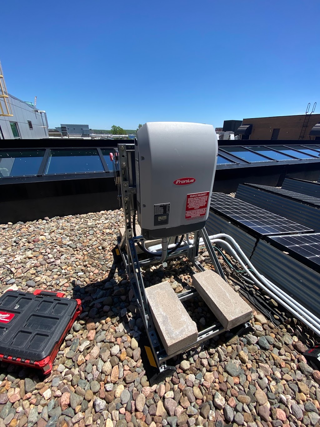 MacKenzie Solar Engineering Ltd | 900 Herring Cove Rd, Halifax, NS B3R 1Z6, Canada | Phone: (902) 579-0981