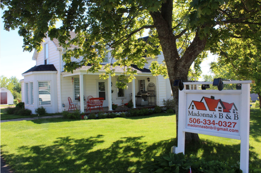 Madonnas B&B | 172 La Vallée Rte, Memramcook, NB E4K 2A6, Canada | Phone: (506) 334-0327