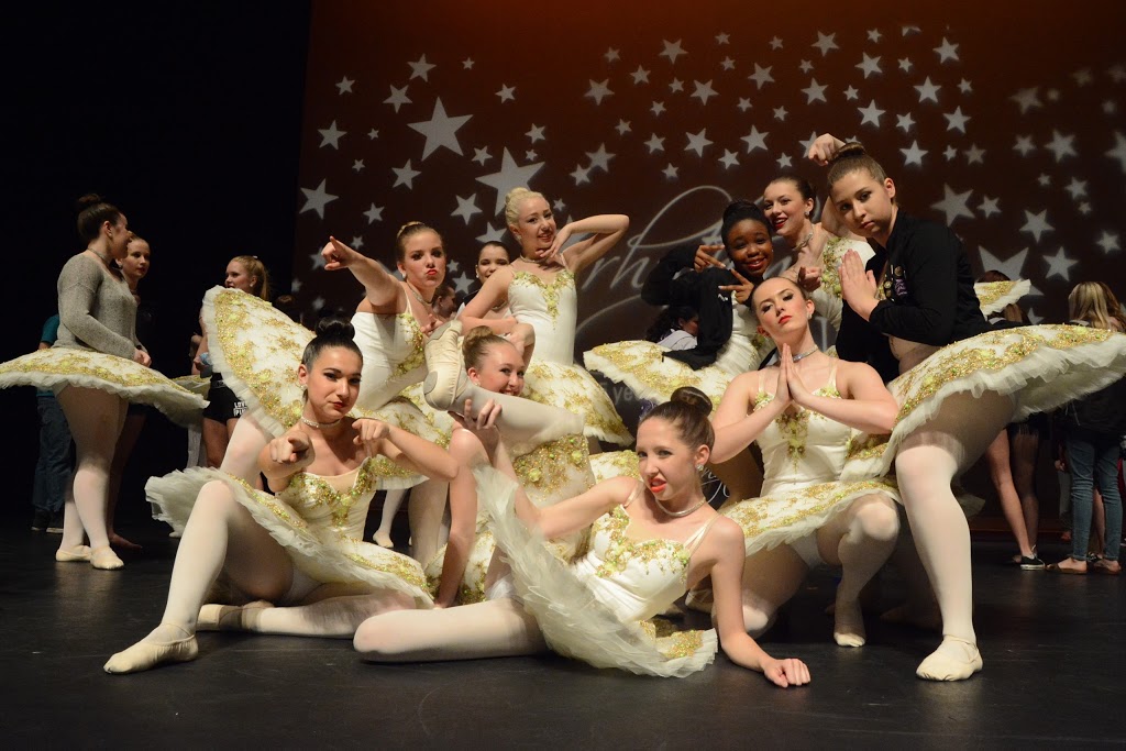 Move With Grace Dance Studio | 400 Collier MacMillan Dr, Cambridge, ON N1R 7H7, Canada | Phone: (519) 650-5633