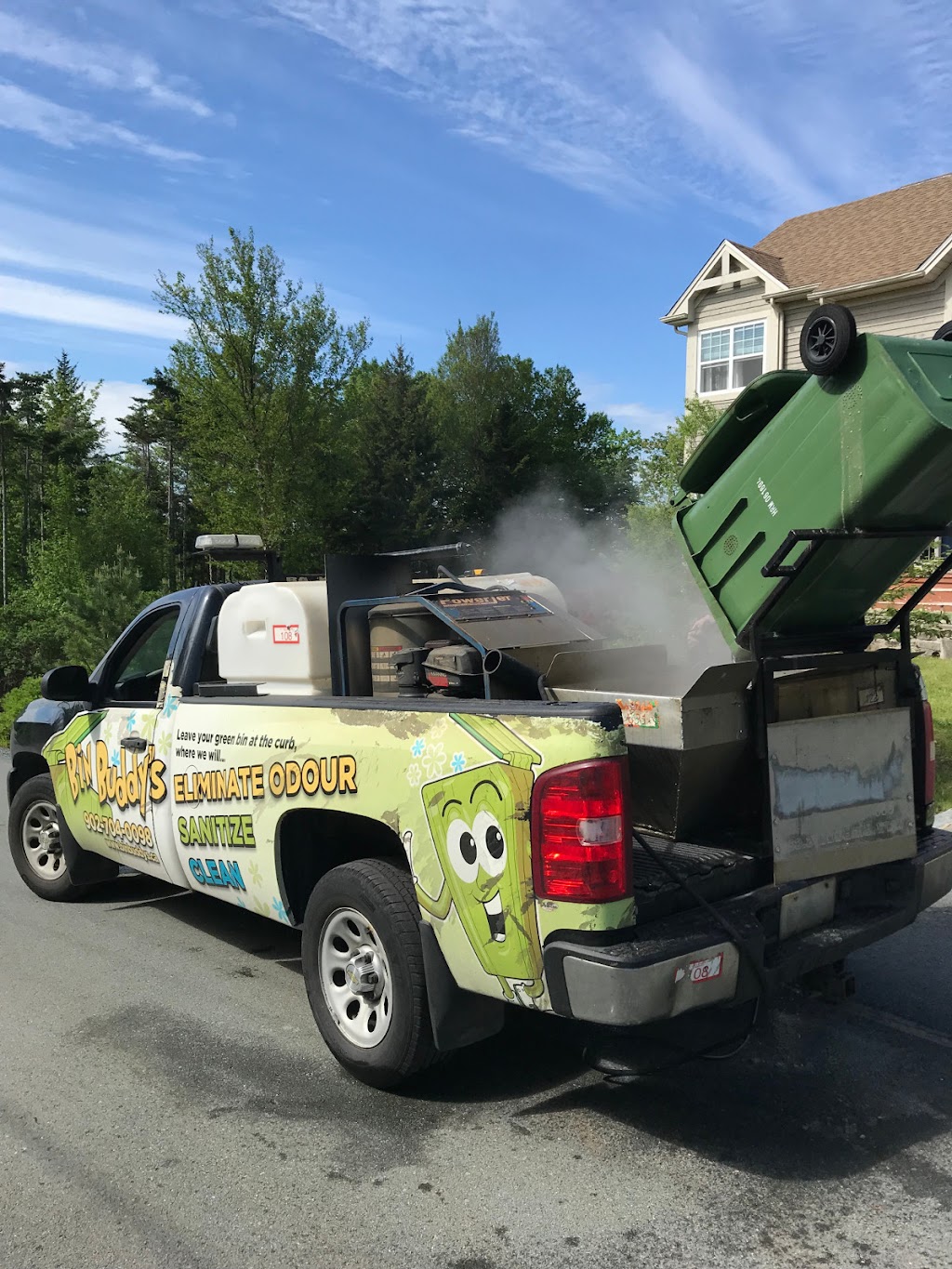 Bin Buddys Professional Green Bin Cleaning Services | 102 Glenwood Dr, Head of Saint Margarets Bay, NS B3Z 2E8, Canada | Phone: (902) 704-0098