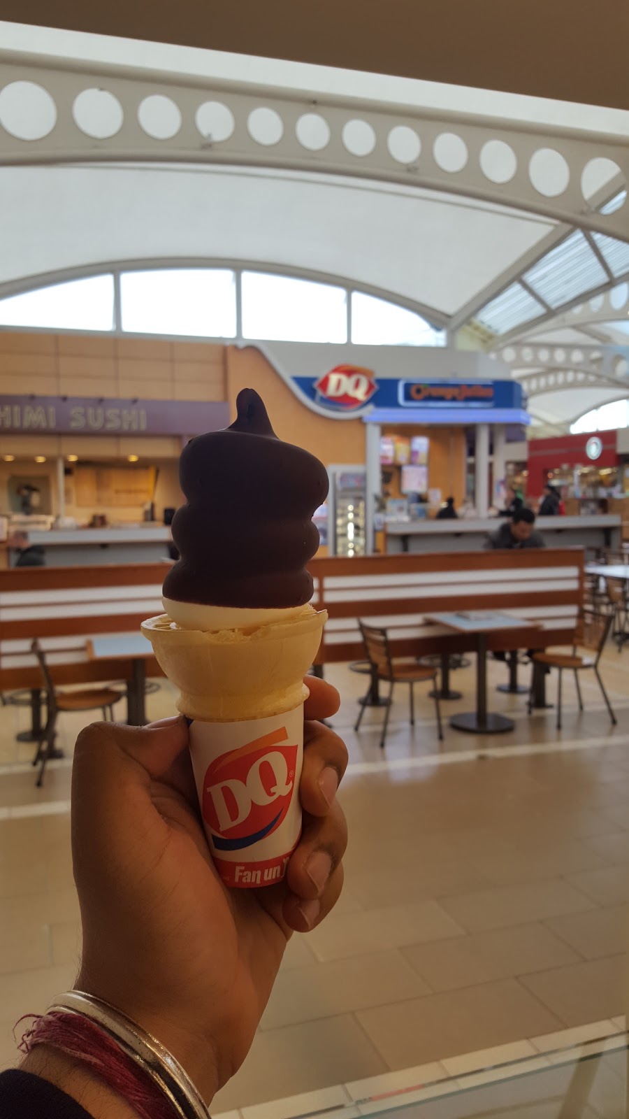 Dairy Queen (Treat) | 4567 Lougheed Hwy Unit 743k, Burnaby, BC V5C 3Z6, Canada | Phone: (604) 320-1876