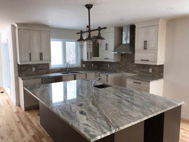 Ébénisterie Woodcreations | 931 Boulevard de la Cité-des-Jeunes, Vaudreuil-Dorion, QC J7V 0H2, Canada | Phone: (450) 455-5202