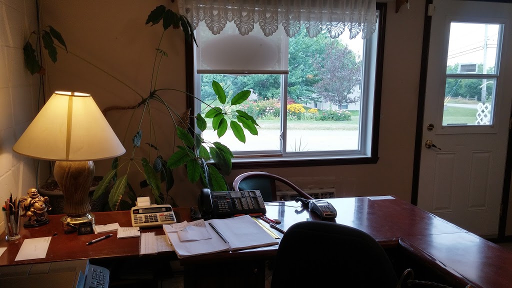 Motel Becancour | 3735 Boul Bécancour, Bécancour, QC G9H 3W7, Canada | Phone: (819) 298-3144