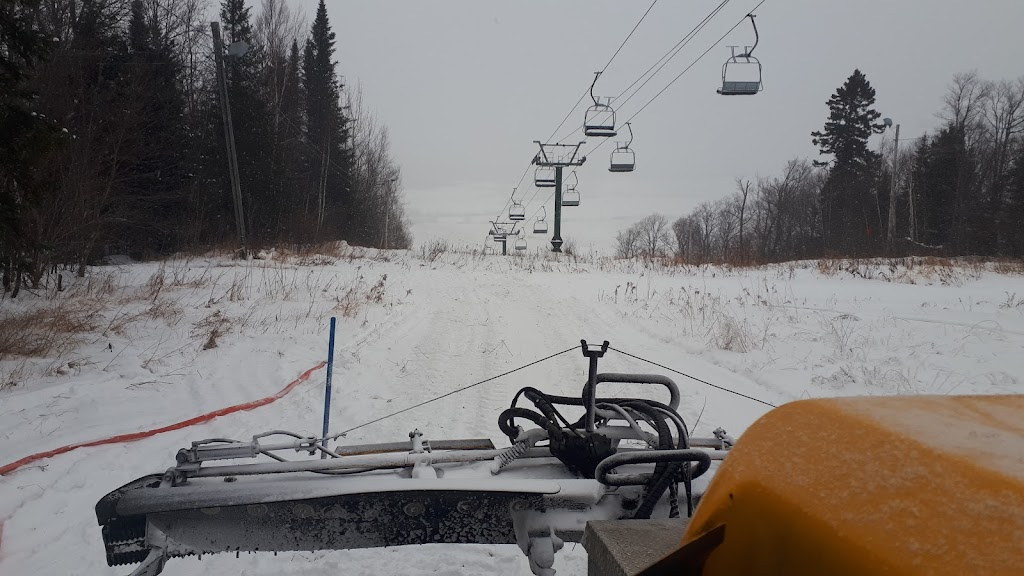 Mont Lac-Vert | 173 Chem. du Vallon, Hébertville, QC G8N 1M5, Canada | Phone: (418) 344-4000