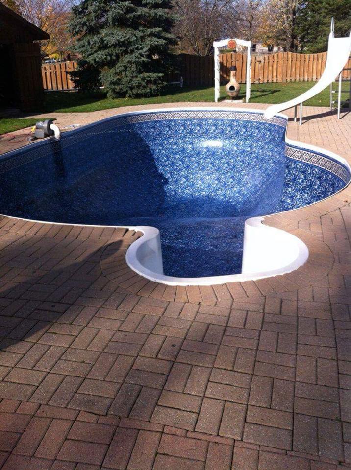 Blacks Pools | 264 St Joseph Rd, Lindsay, ON K9V 6E4, Canada | Phone: (705) 324-0904