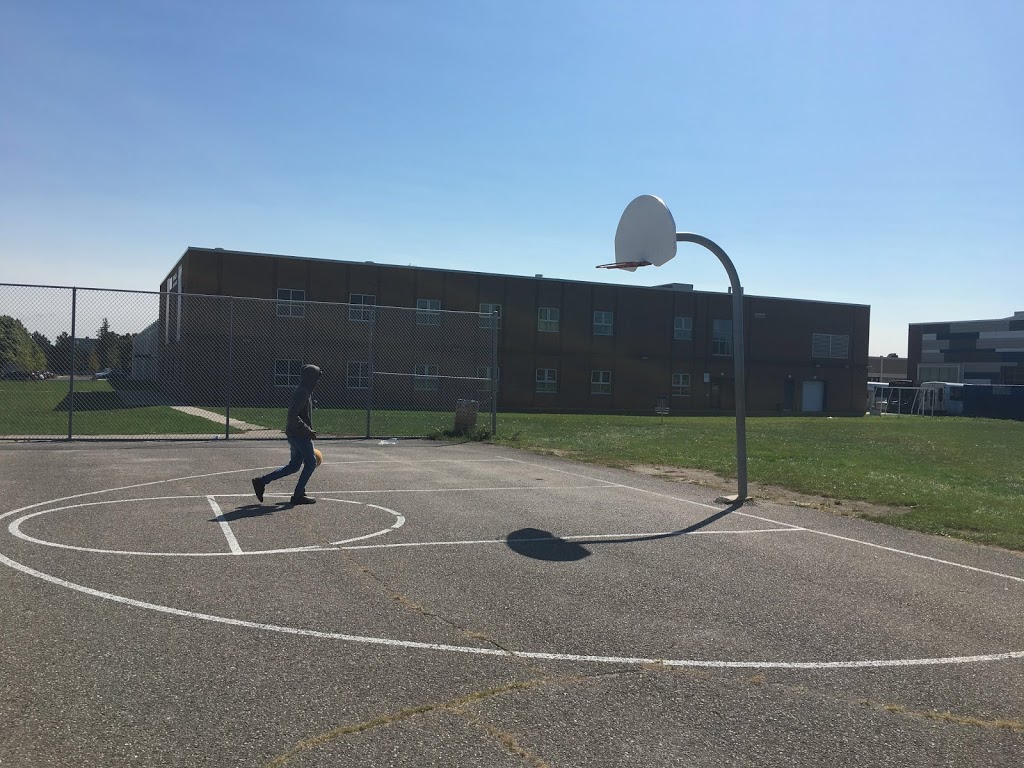 Bramalea Secondary School | 510 Balmoral Dr, Brampton, ON L6T 1W4, Canada | Phone: (905) 793-2400