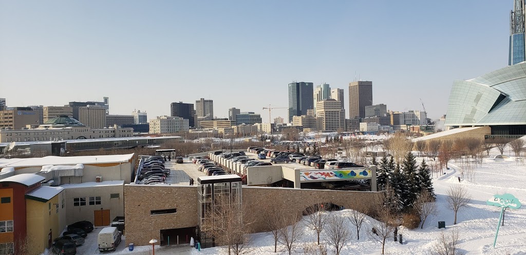Inn at the Forks | 75 Forks Market Rd, Winnipeg, MB R3C 0A2, Canada | Phone: (204) 942-6555
