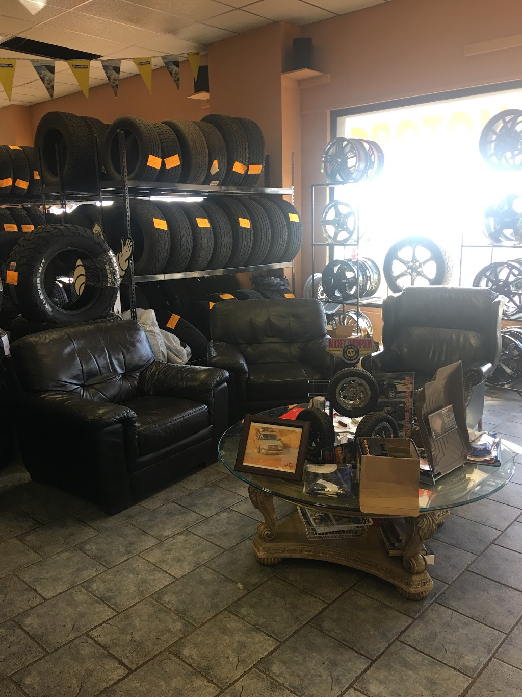 Switzer Motors Ltd. | ON-35, Orono, ON L0B 1M0, Canada | Phone: (905) 718-1028
