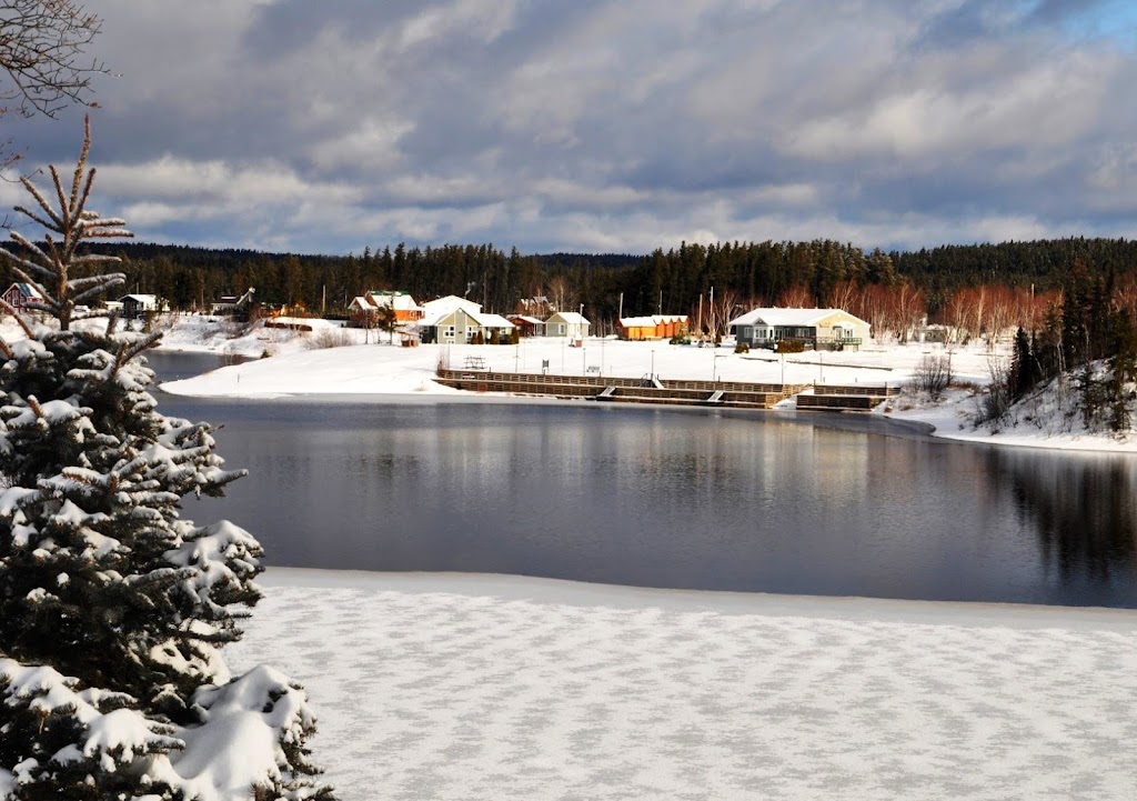 Centre de Villégiature Lac à Jim | 150 Chem. des Bussières, Saint-Thomas-Didyme, QC G0W 1P0, Canada | Phone: (418) 274-6033