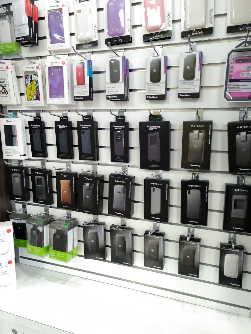 Tech Emporium | 1435 Plains Rd E #3, Burlington, ON L7R 3P9, Canada | Phone: (905) 592-1573