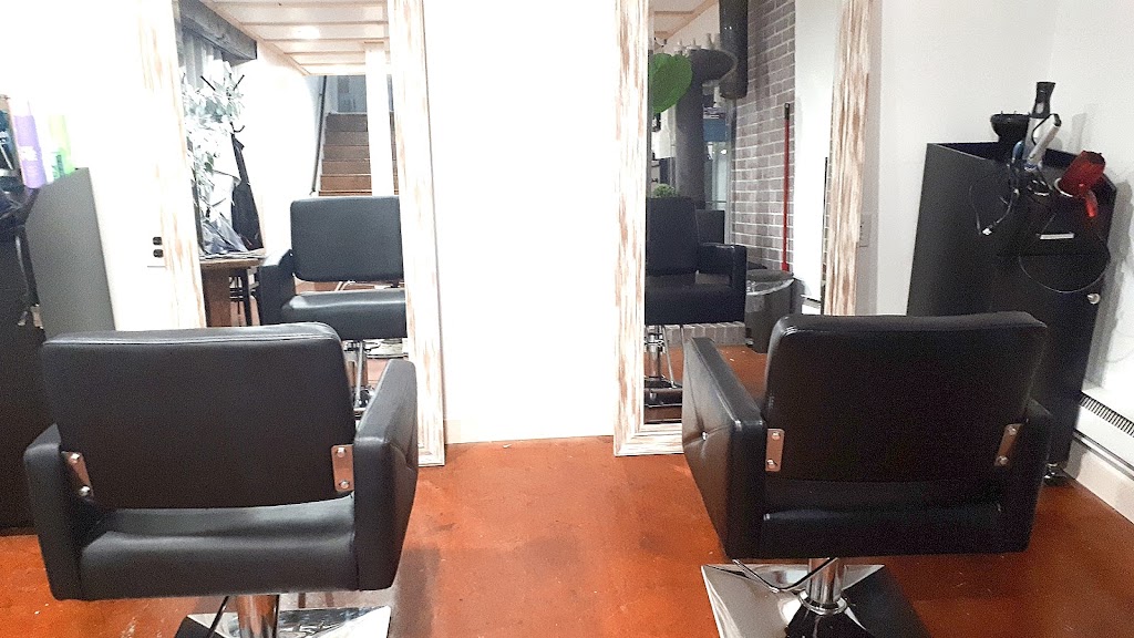 The Hair Cellar | 29 Meadowdale Dr, Moncton, NB E1G 1E1, Canada | Phone: (506) 961-2399
