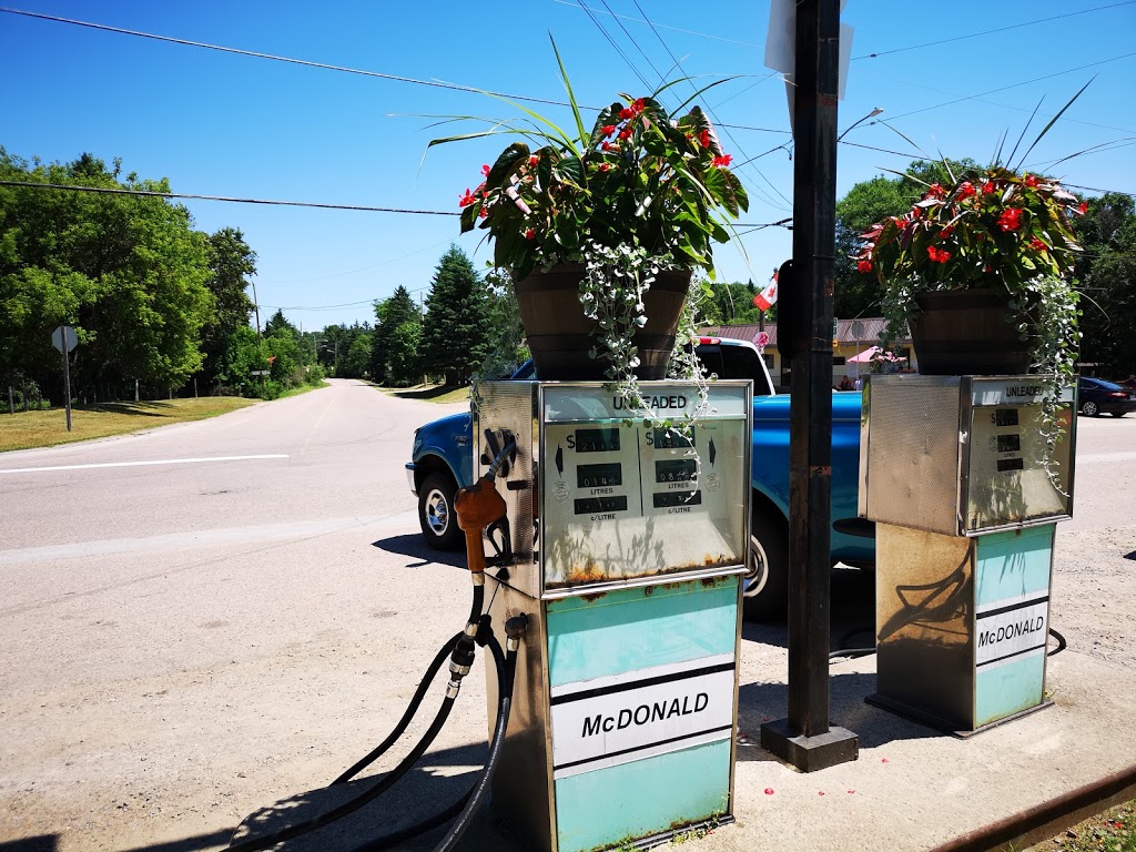 Kauffeldts Grocery | Addington Rd, Quadeville, ON K0J 2E0, Canada | Phone: (613) 758-2851