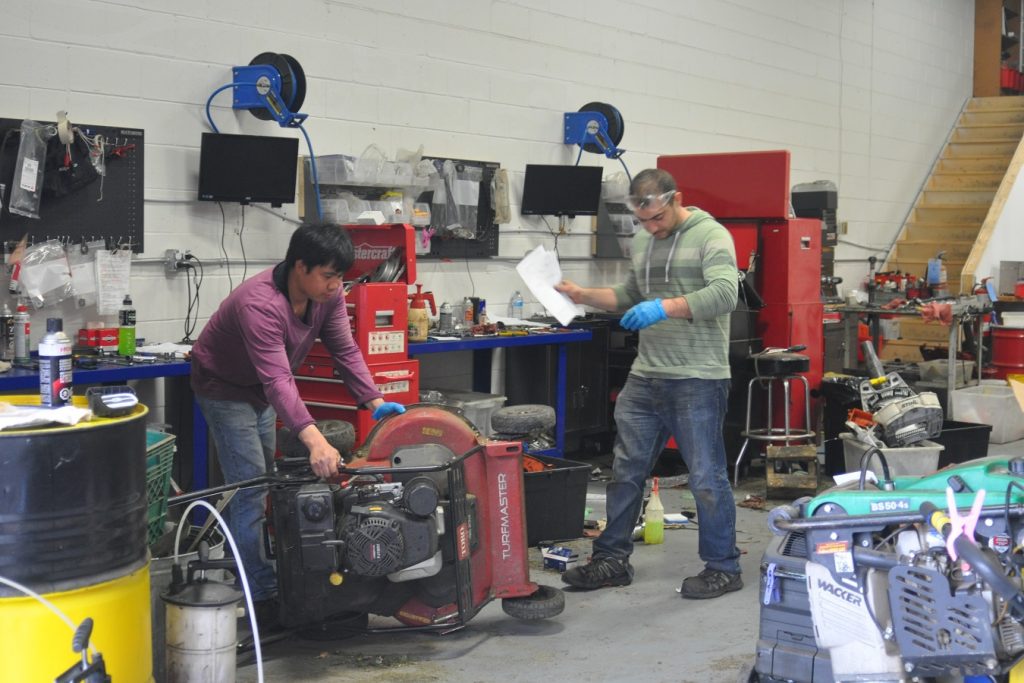 Current Power Machinery Inc | 2624 Royal Windsor Dr #2, Mississauga, ON L5J 1K7, Canada | Phone: (905) 822-4211