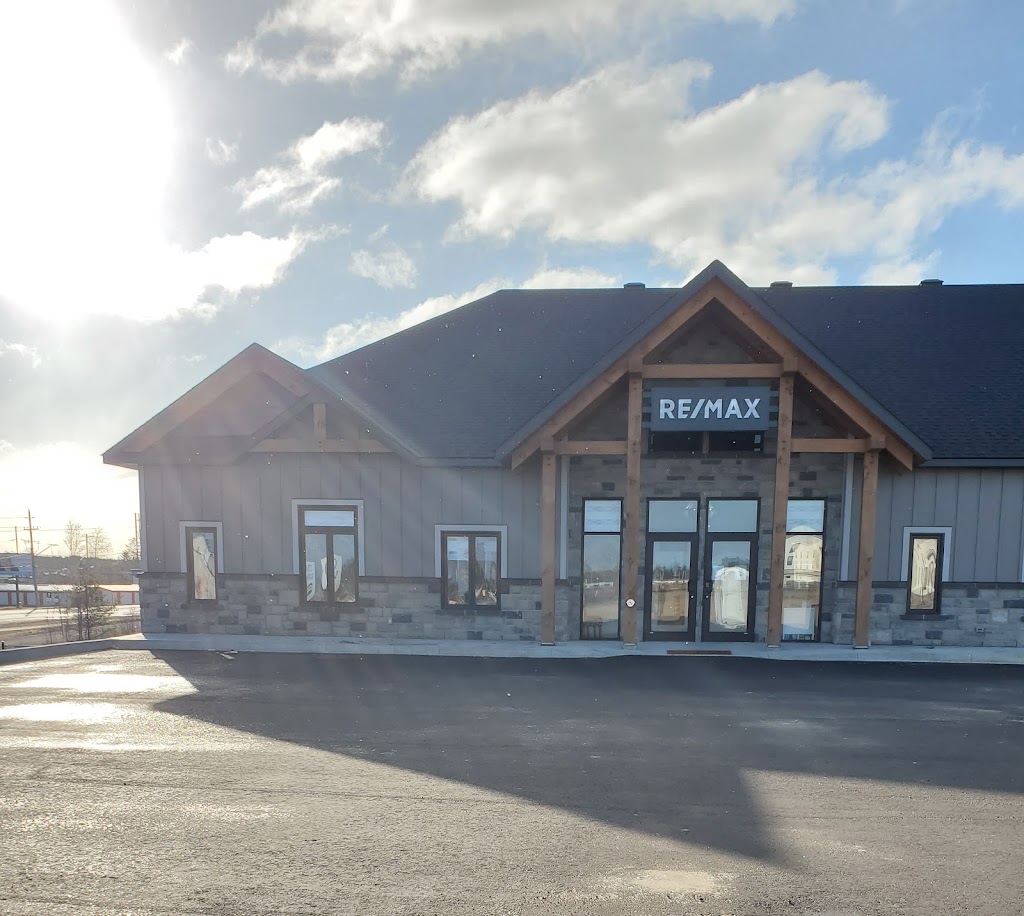 RE/MAX Pembroke Realty Ltd., Brokerage | 10A Canadian Forces Blvd, Petawawa, ON K8H 0H4, Canada | Phone: (613) 687-2020