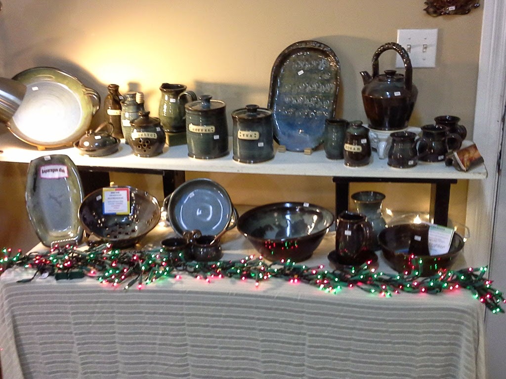 Doing Earth Pottery | 4326 Kehler St, Chilliwack, BC V2R 5E4, Canada | Phone: (604) 823-2250