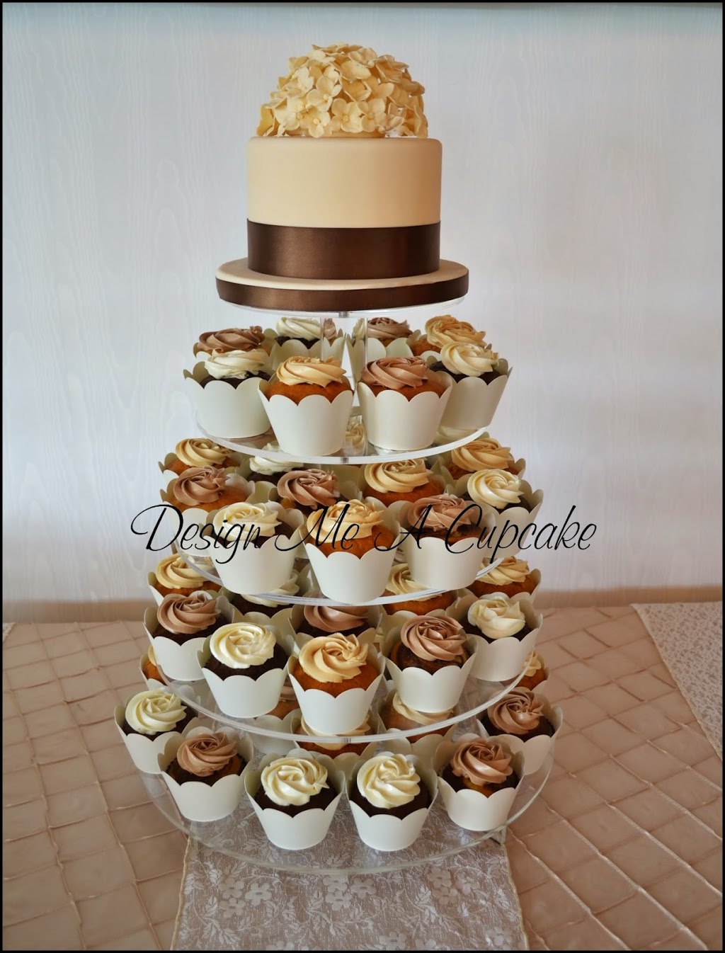 Design Me A Cupcake | 16 Bowie Dr, Cambridge, ON N1R 8M4, Canada | Phone: (519) 590-2253